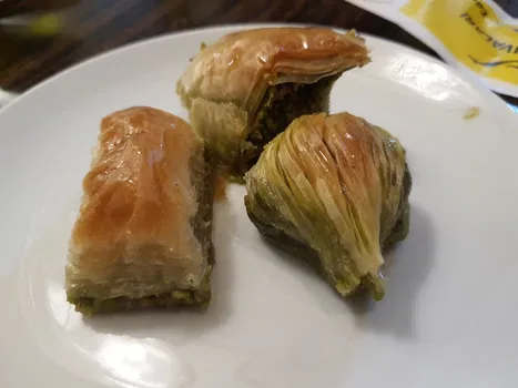Seç Baklavaları İstanbul Güngören Şubesi resimleri