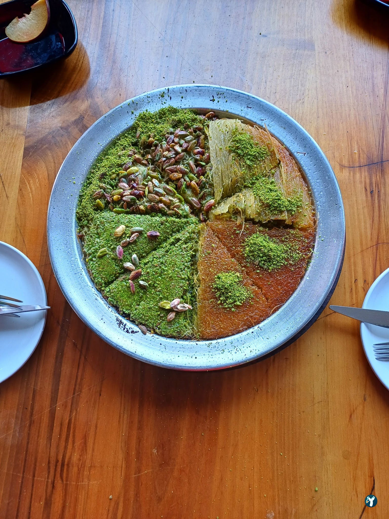 Künefe Bahatti̇n