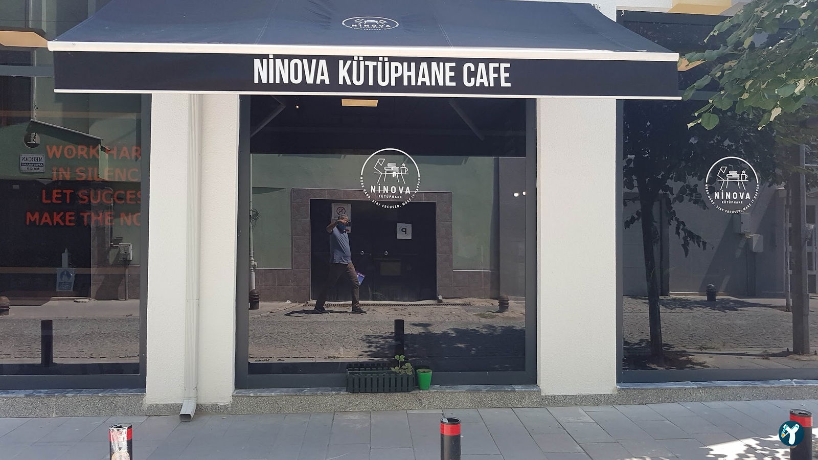 Ninova Kütüphane