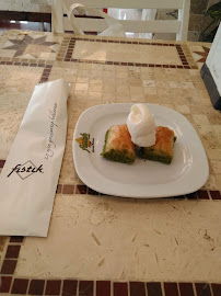 Fıstık 27 Ayar Gaziantep Baklavası