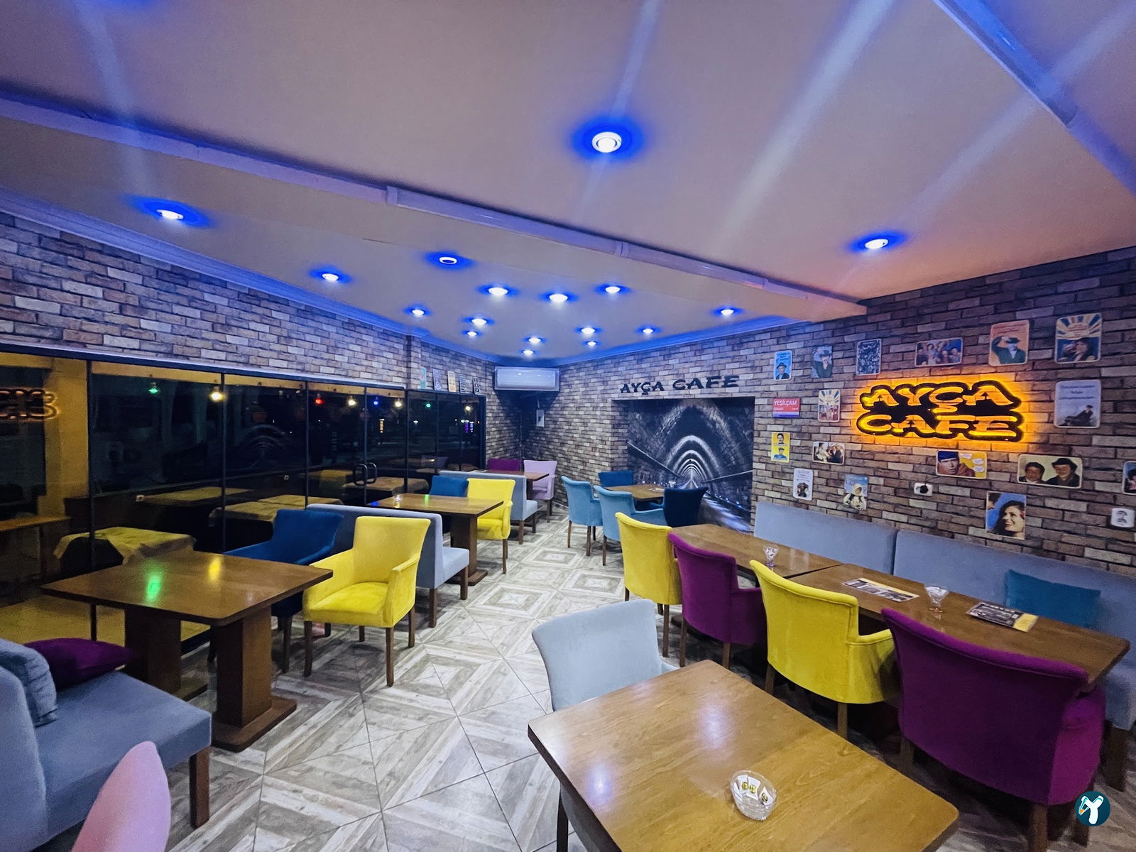 Ayca Cafe