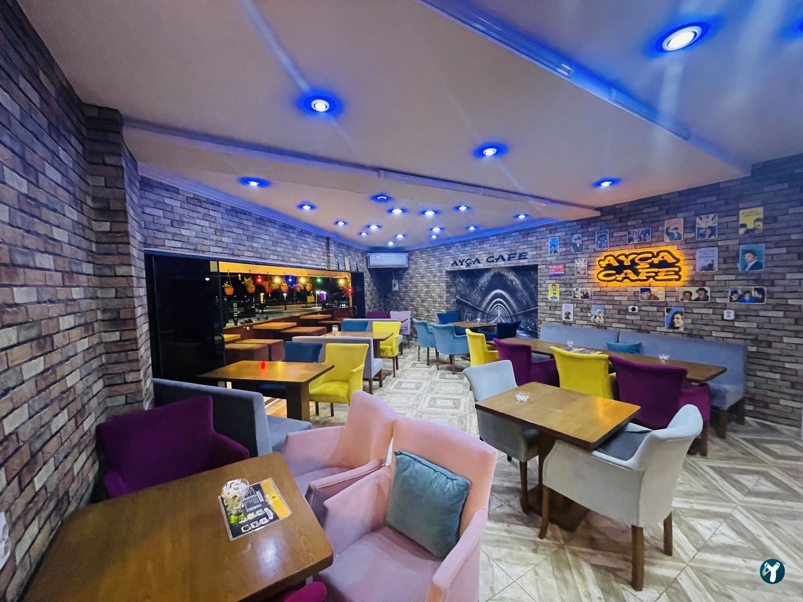 Ayca Cafe