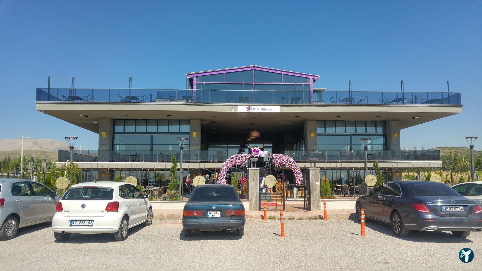 İnji̇r Cafe Restaurant