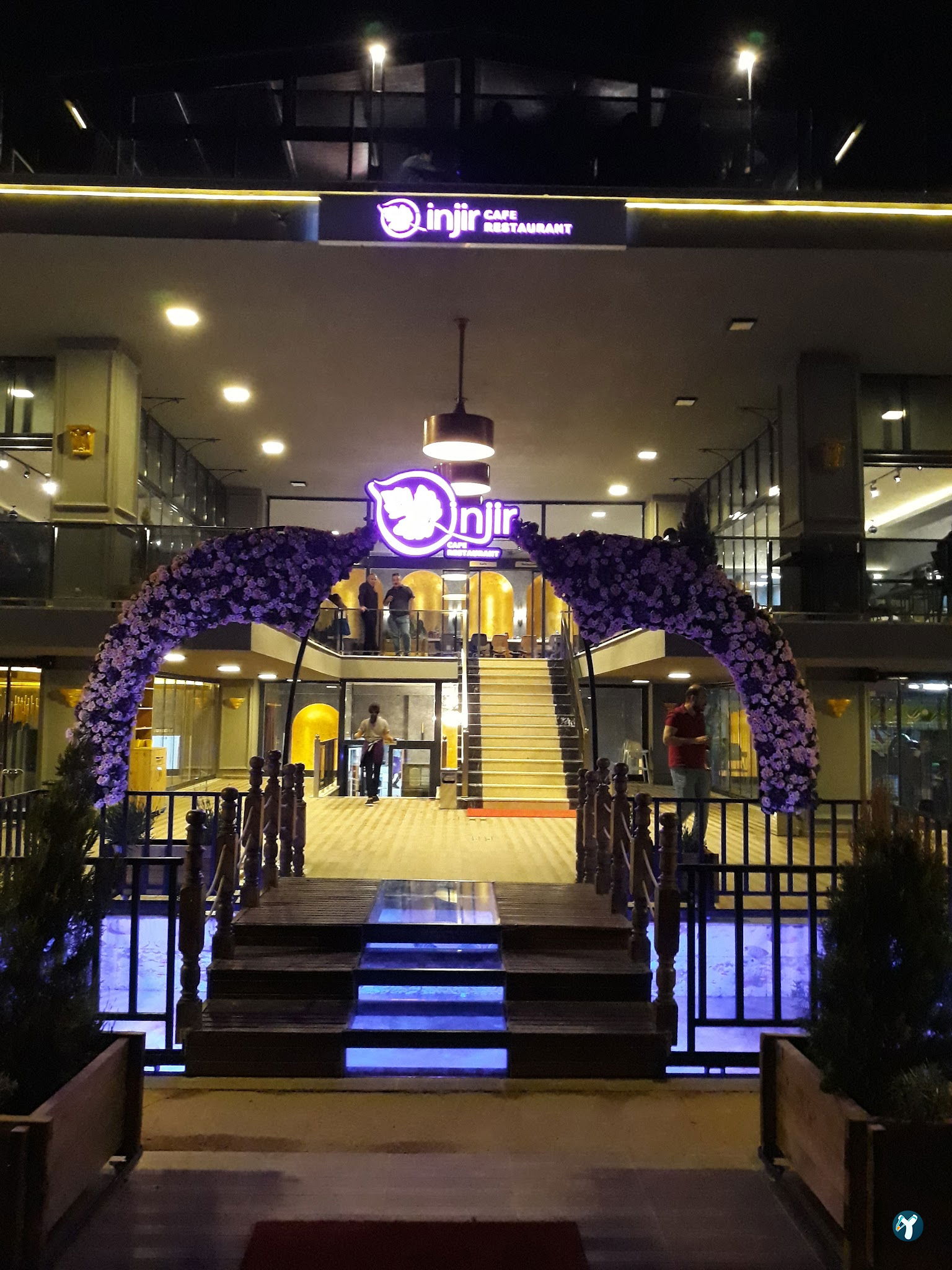 İnji̇r Cafe Restaurant