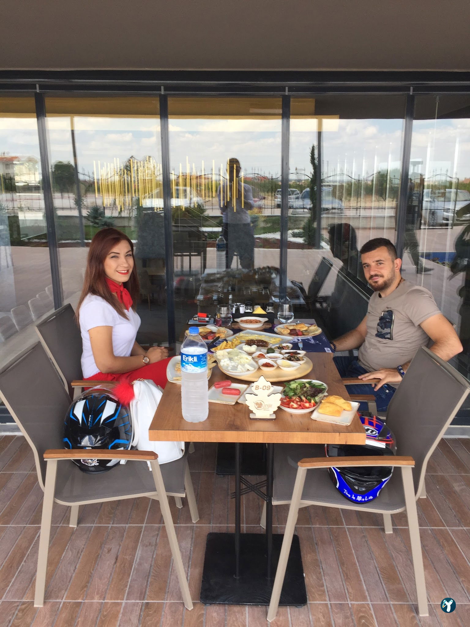 İnji̇r Cafe Restaurant