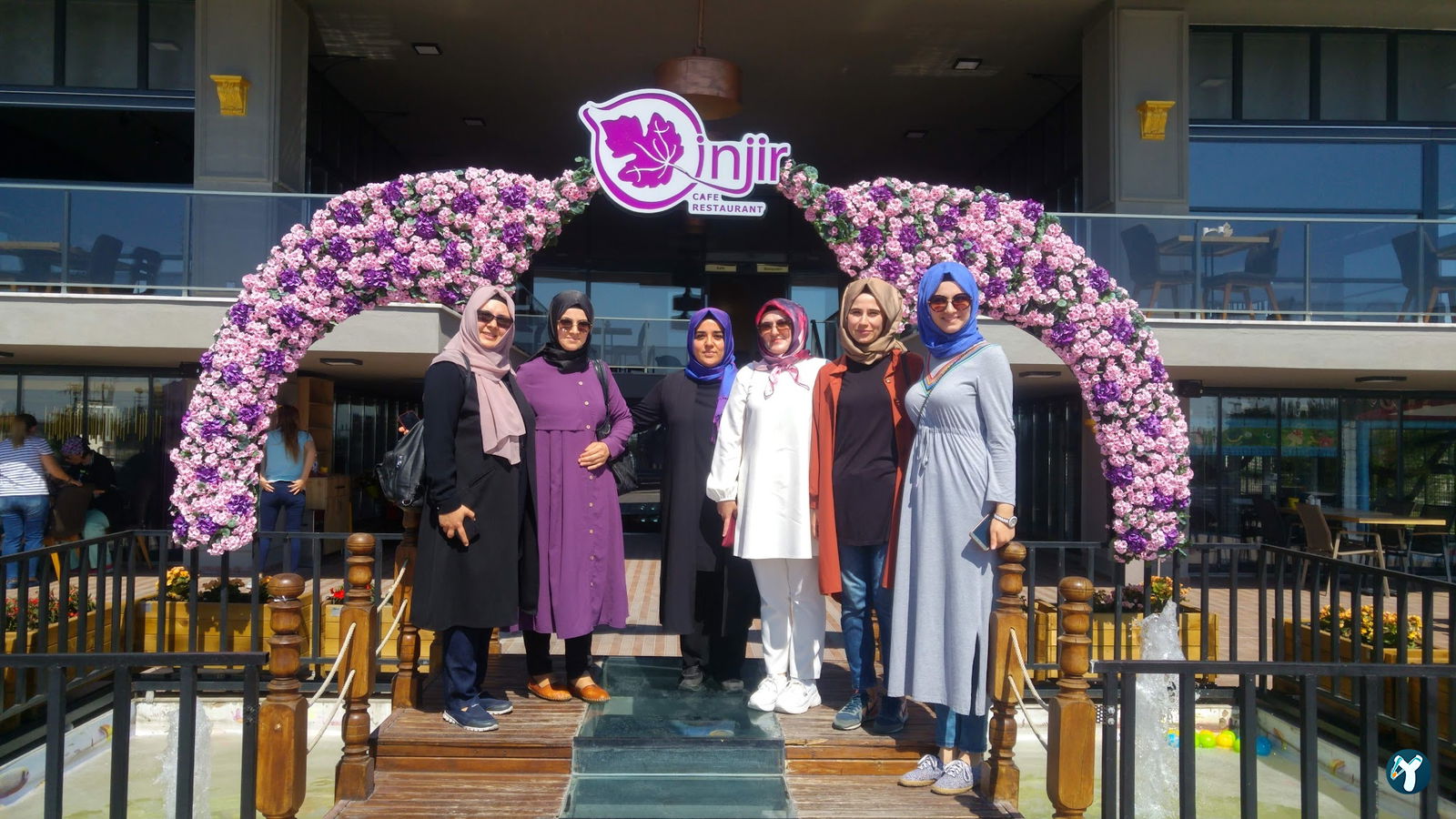 İnji̇r Cafe Restaurant
