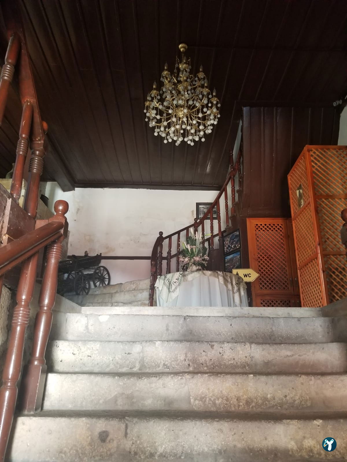 Tarihi Taş Mektep