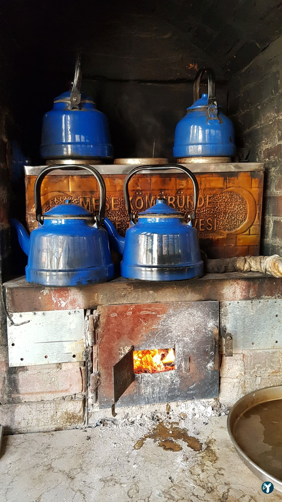 Tarihi Taş Mektep