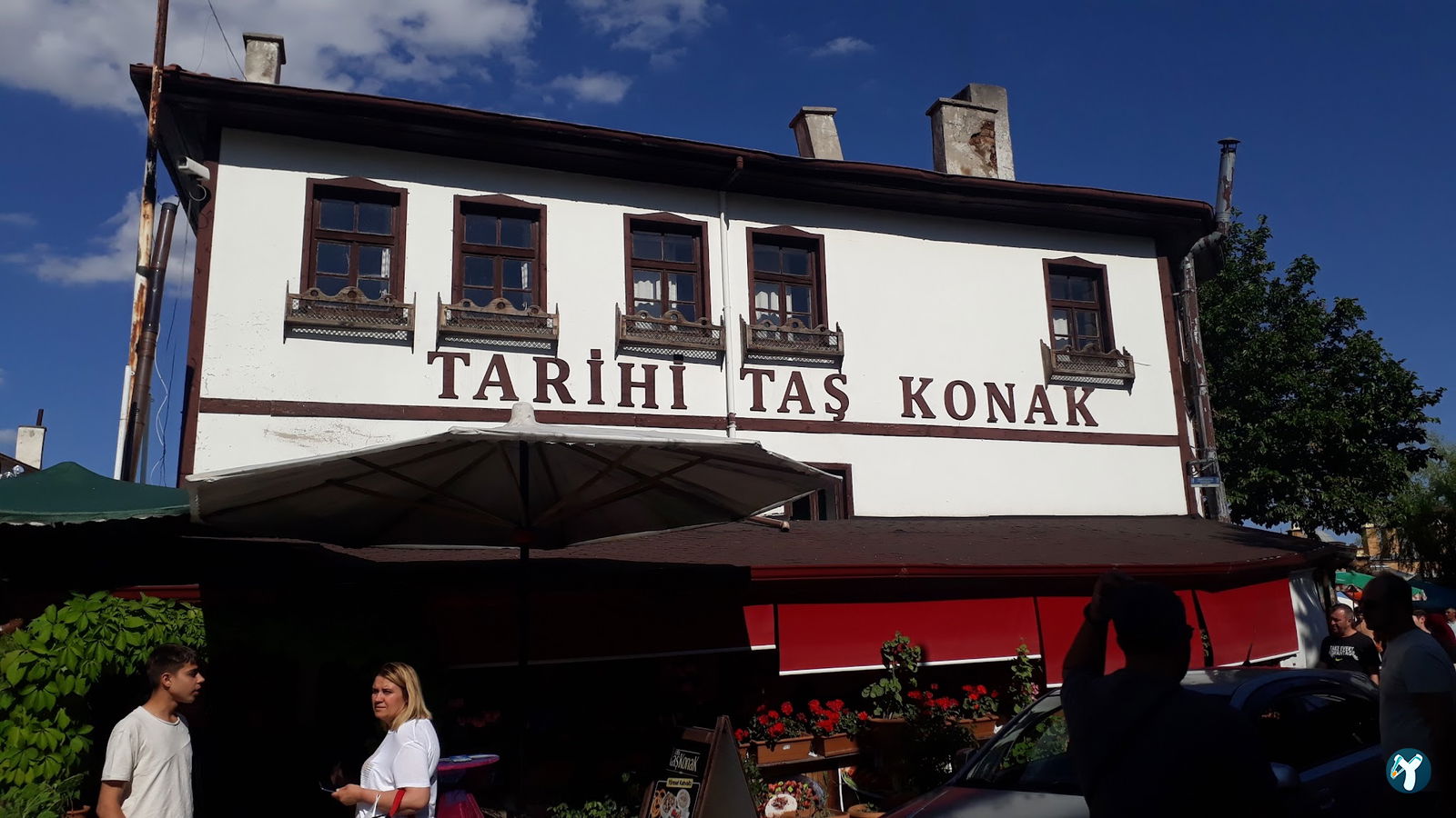 Tarihi Taş Mektep