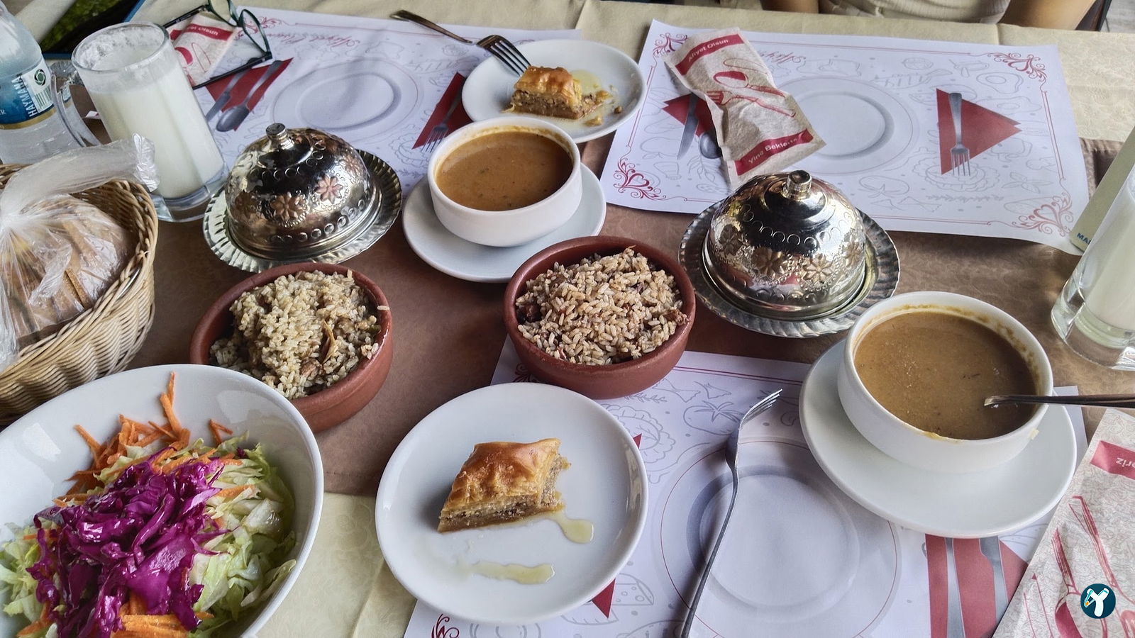 Tarihi Taş Mektep