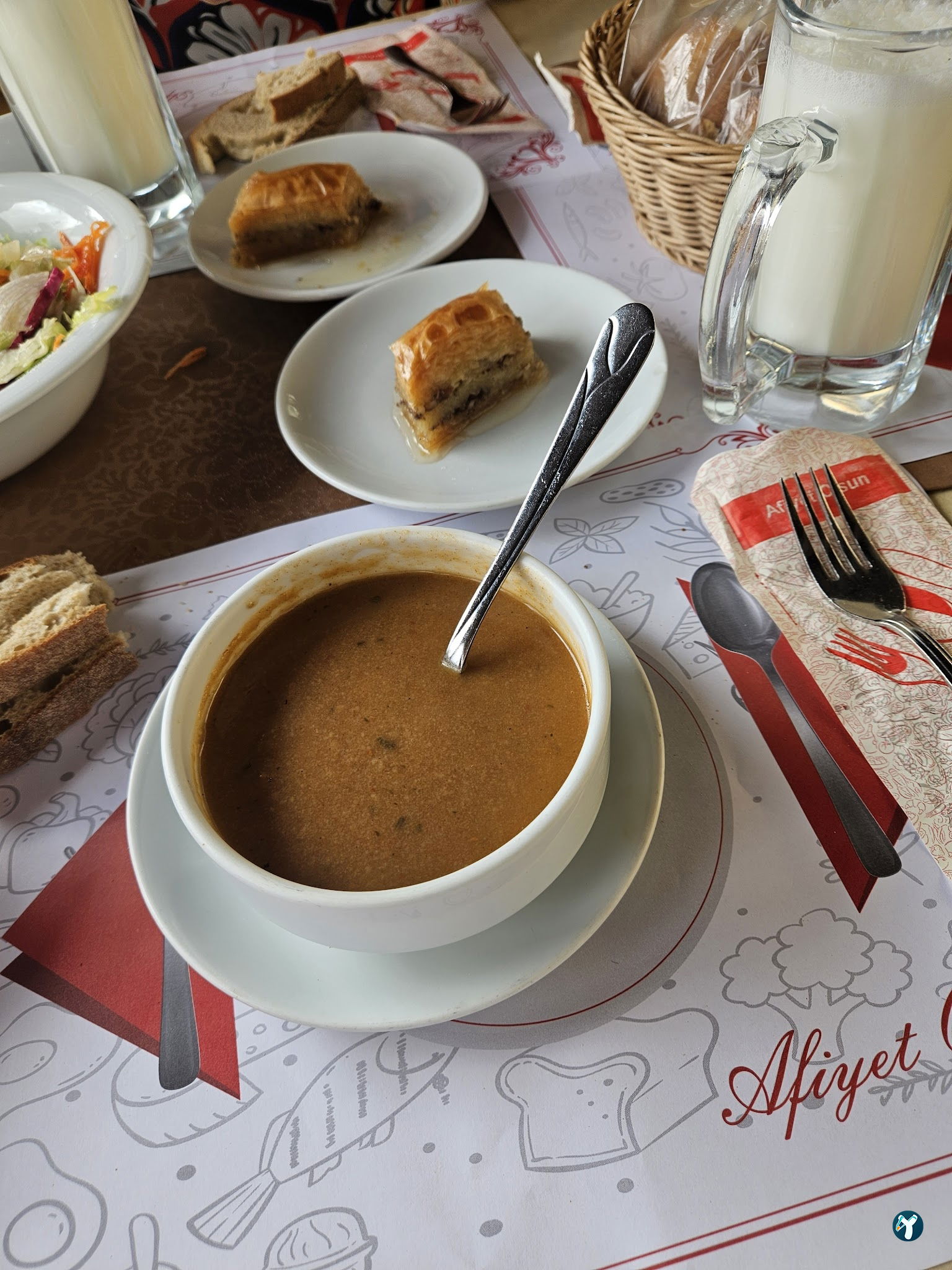 Tarihi Taş Mektep