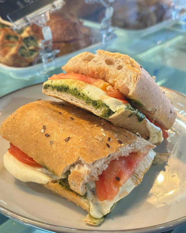 Unica Cafe Patisserie