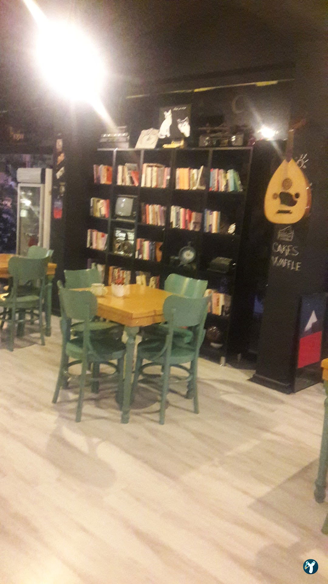 Boutique Cafe & Store