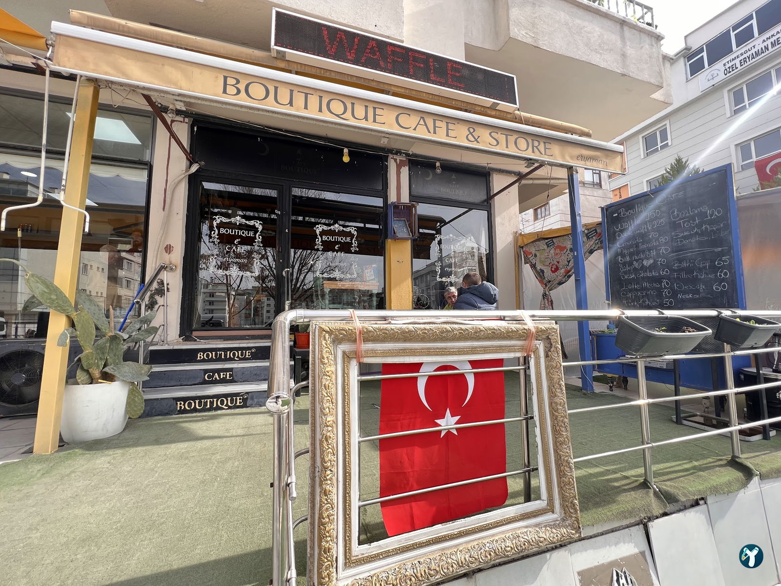 Boutique Cafe & Store