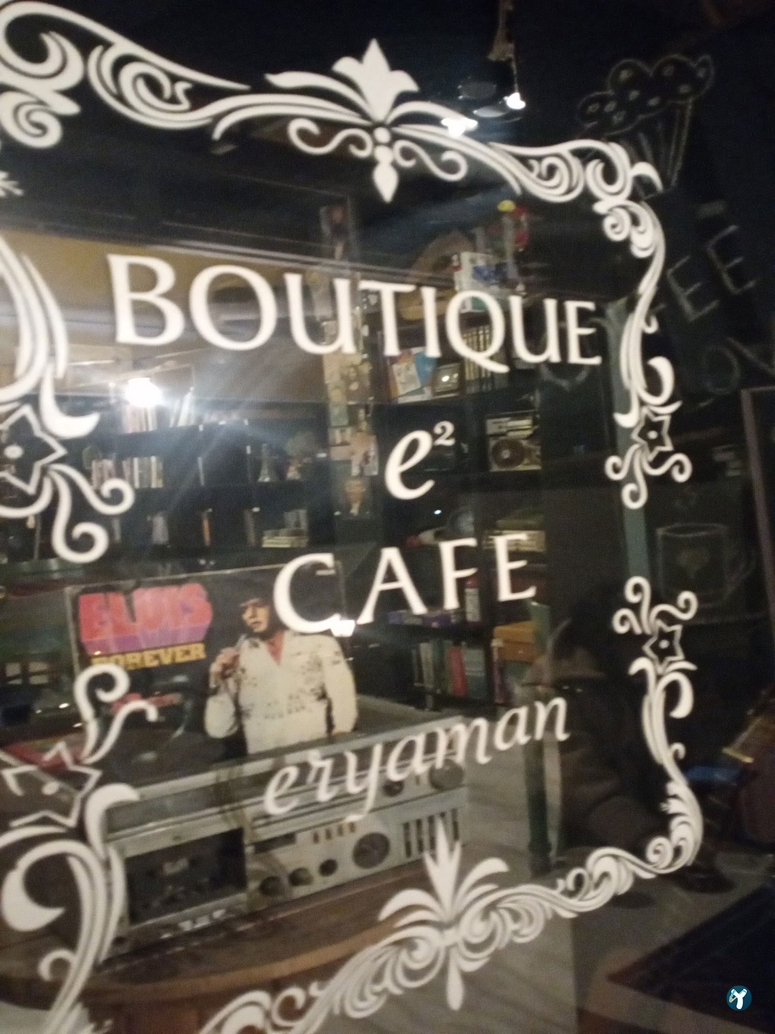 Boutique Cafe & Store