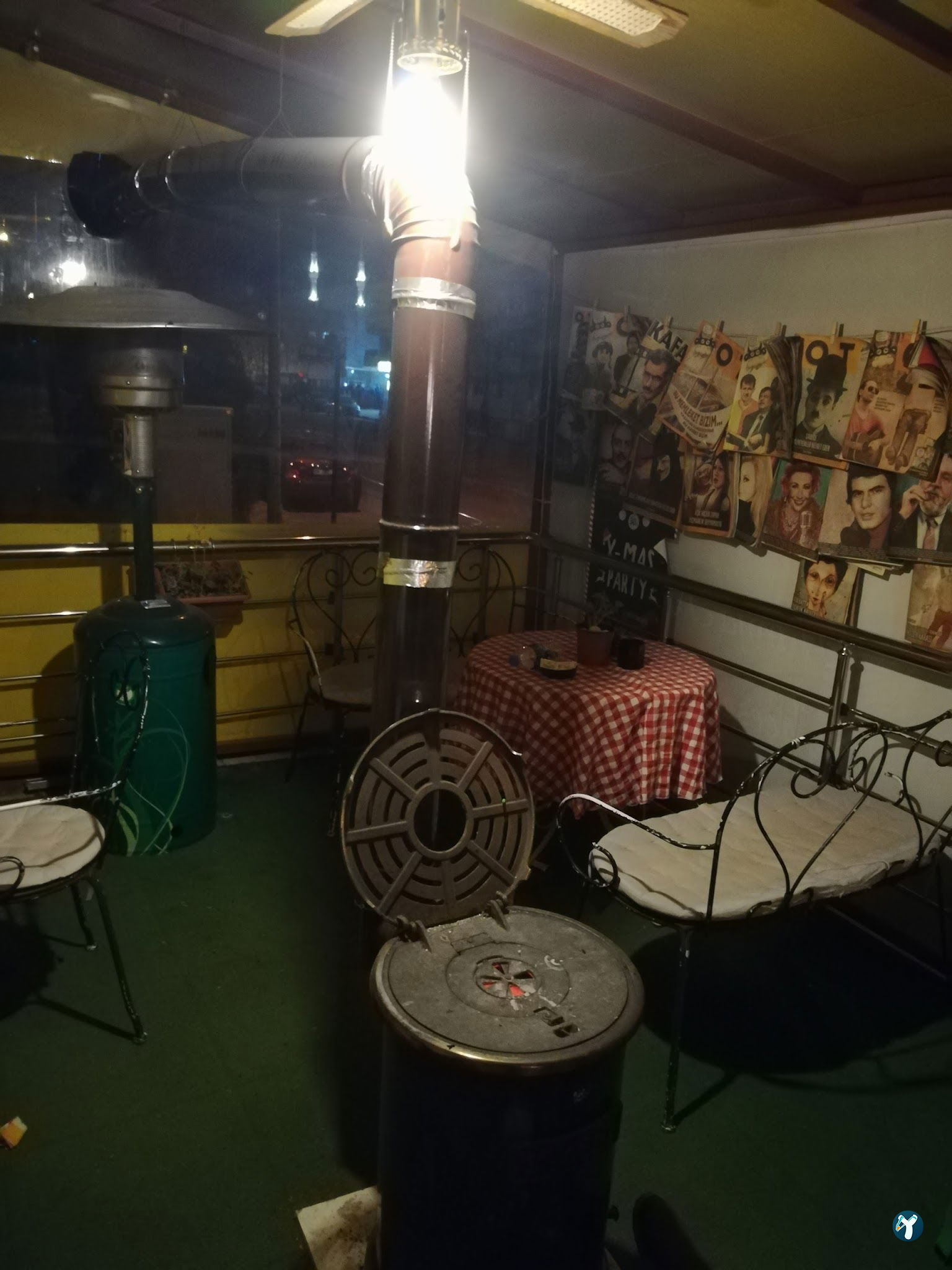 Boutique Cafe & Store