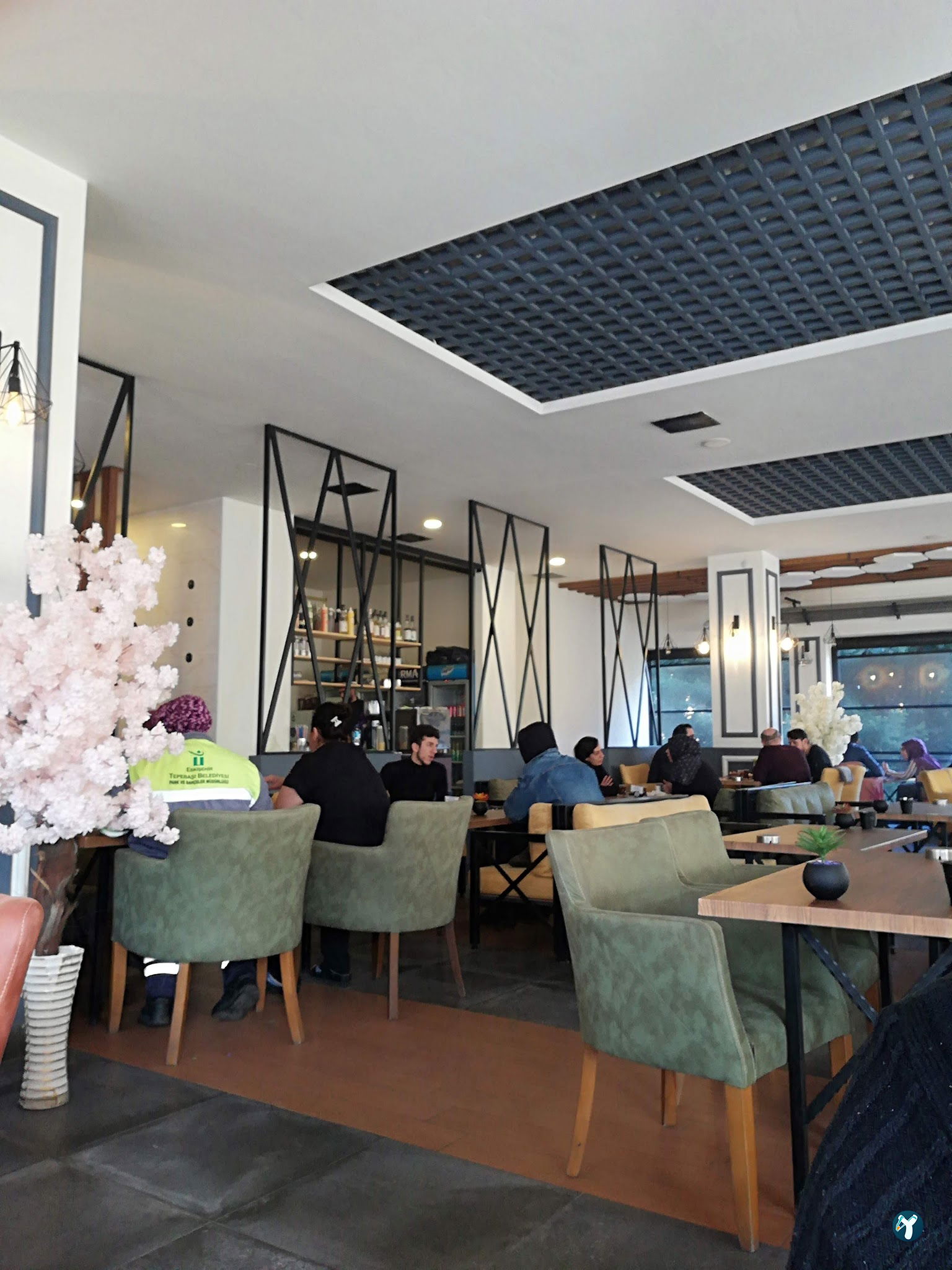 Serdivan Café & Hookah
