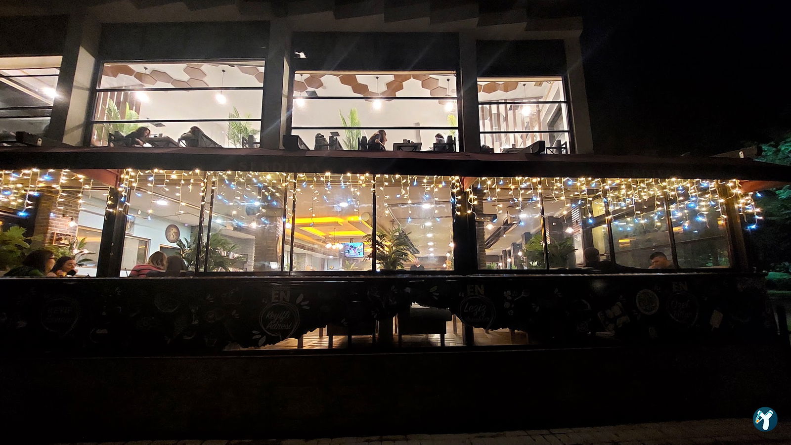 Serdivan Café & Hookah