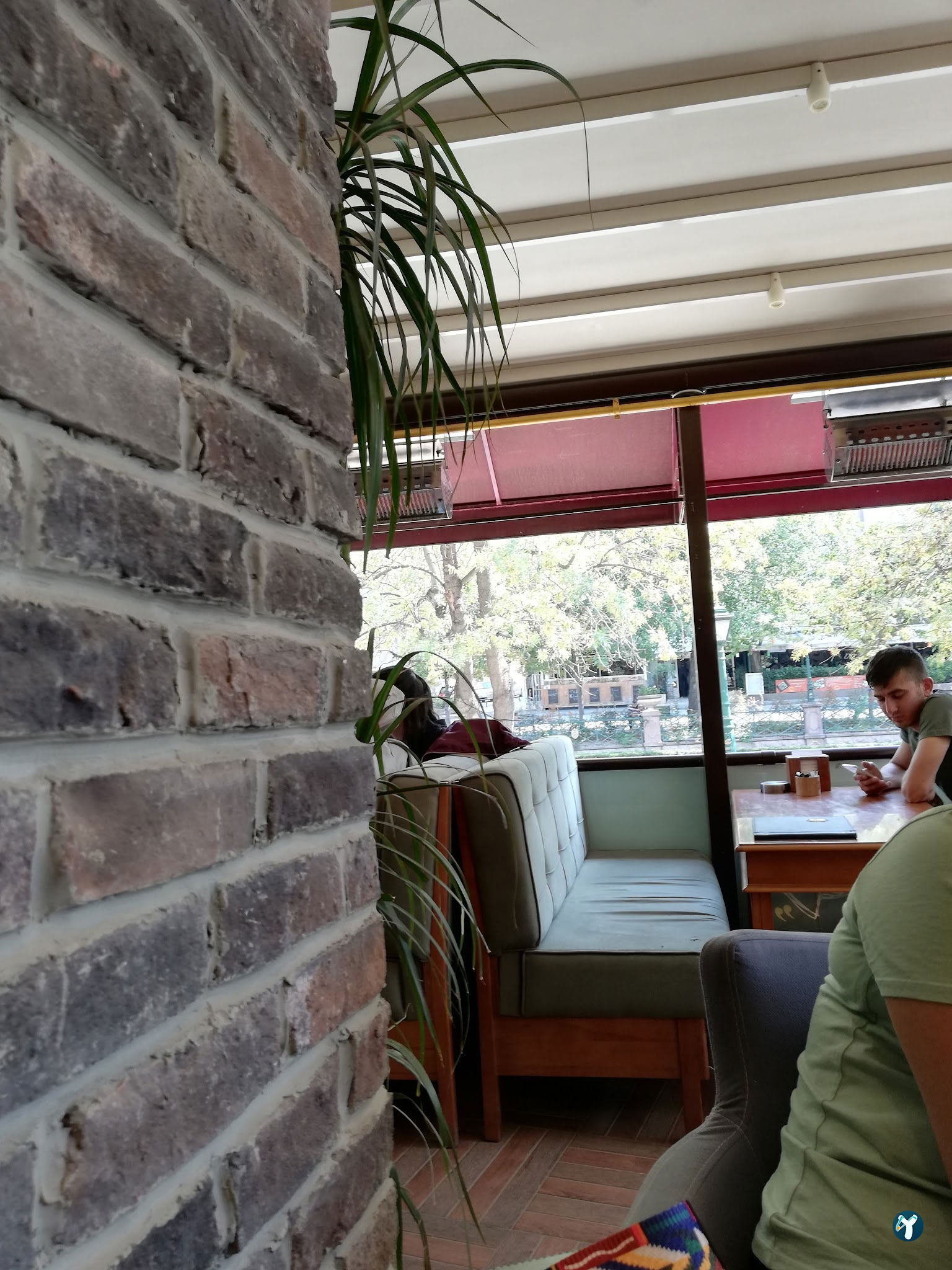 Serdivan Café & Hookah