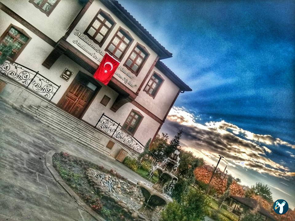 Aşık Mir'Ati Parkı Muhabbet Konağı