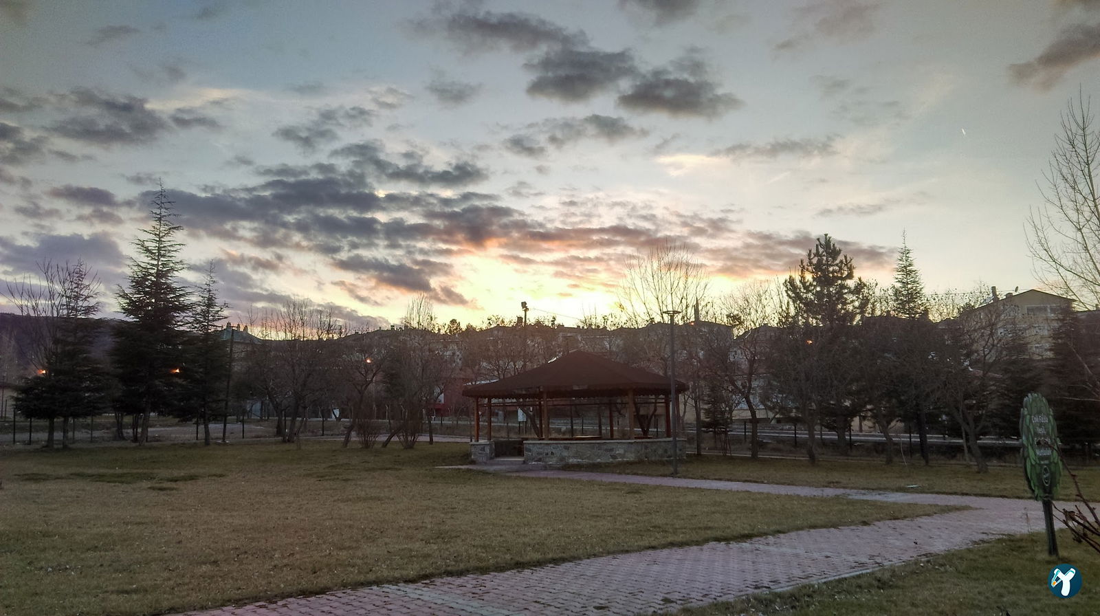 Aşık Mir'Ati Parkı Muhabbet Konağı