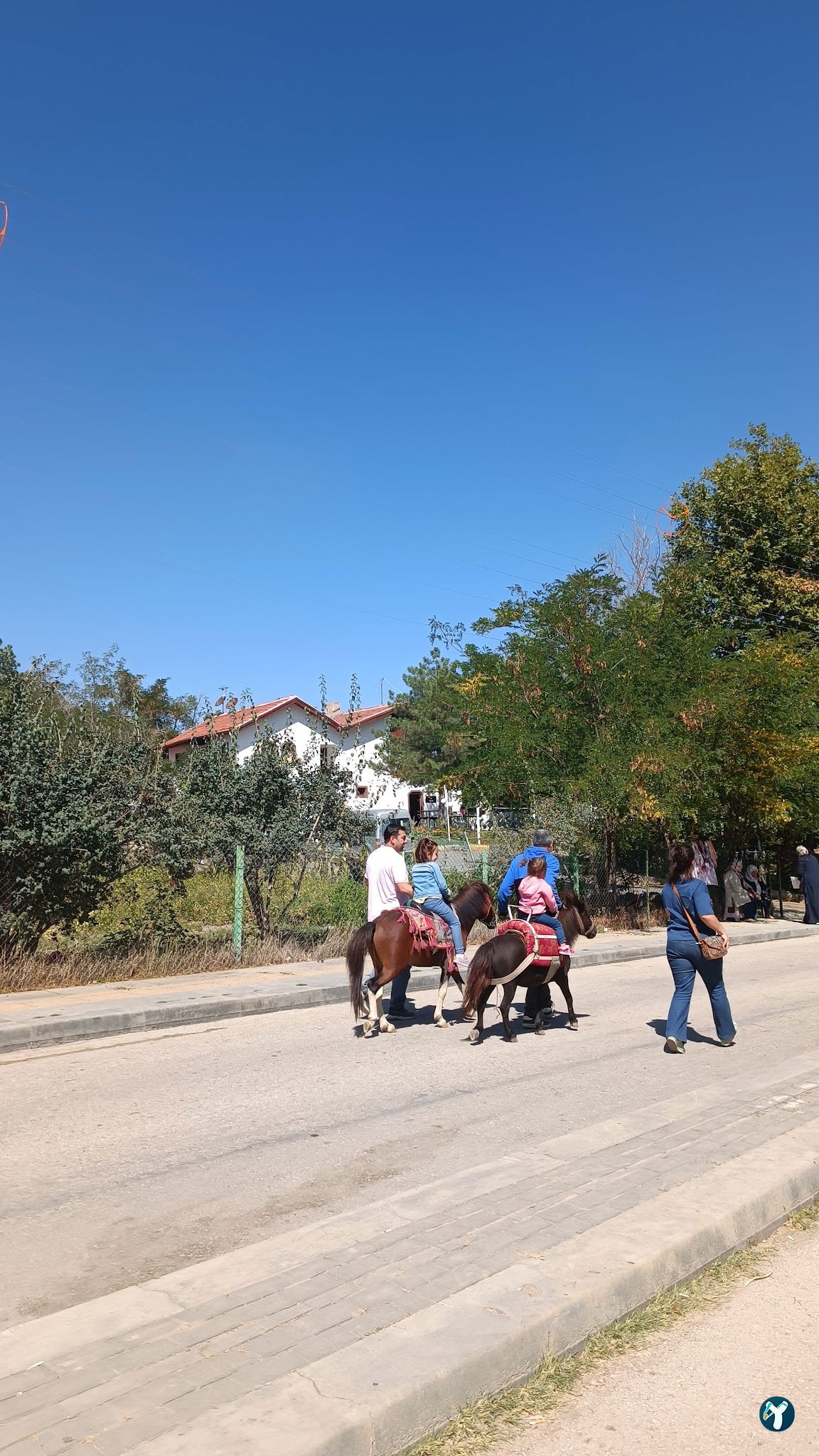 Aşık Mir'Ati Parkı Muhabbet Konağı