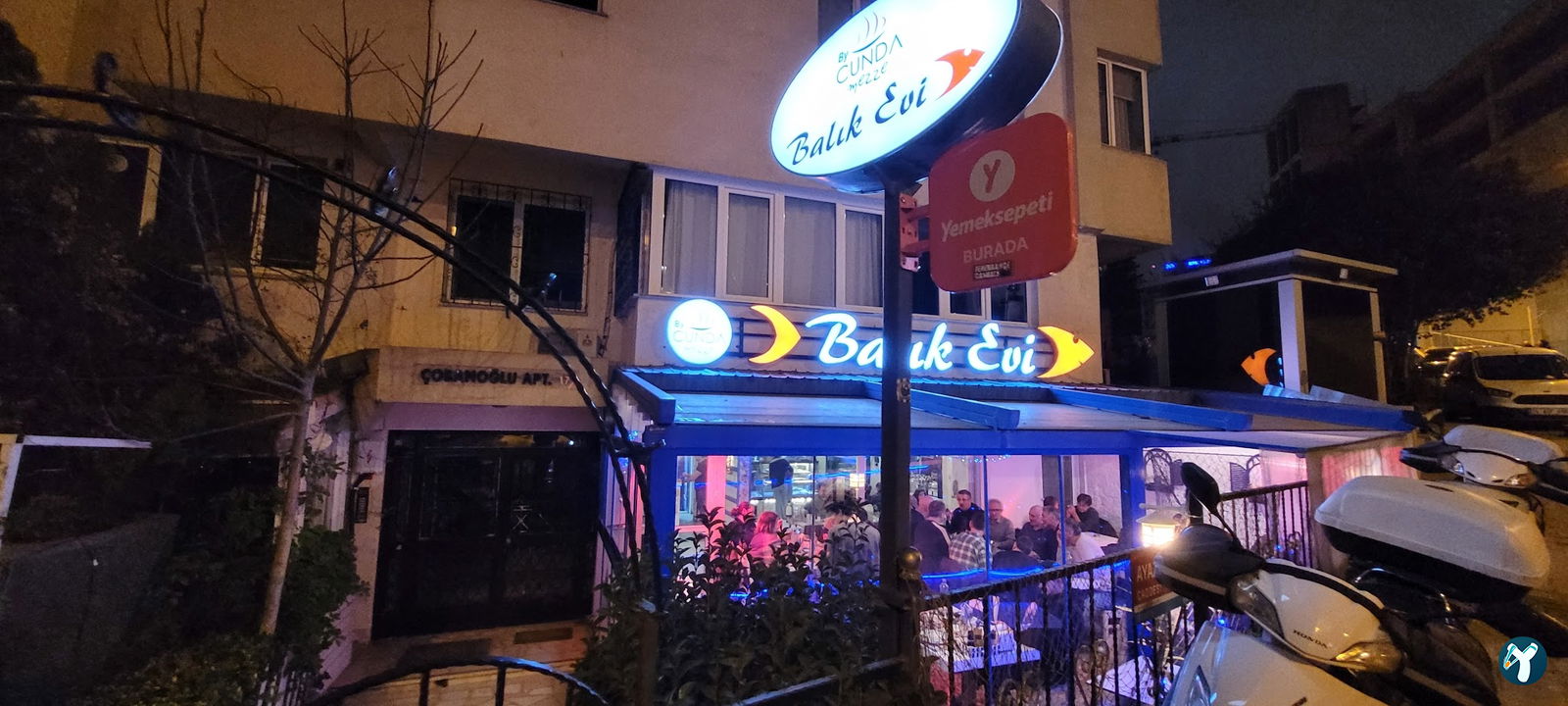 By Cunda Mezze Balık Evi