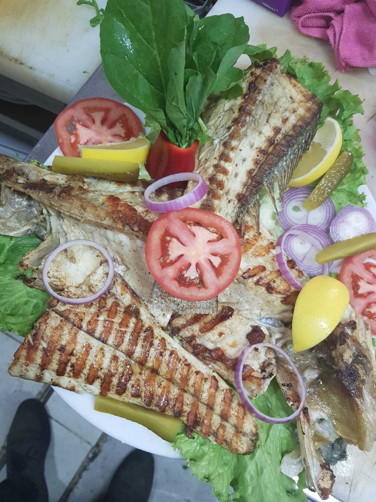 By Cunda Mezze Balık Evi