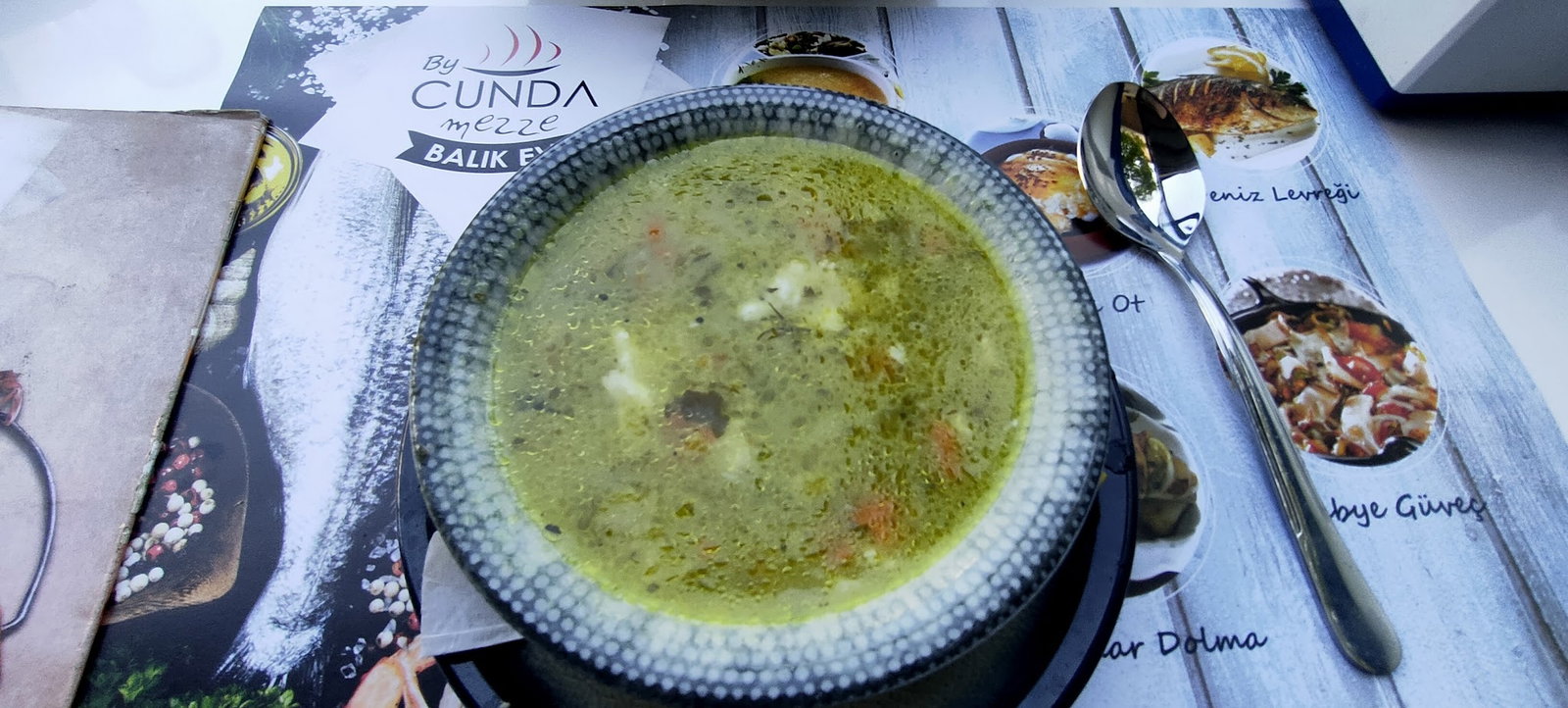 By Cunda Mezze Balık Evi