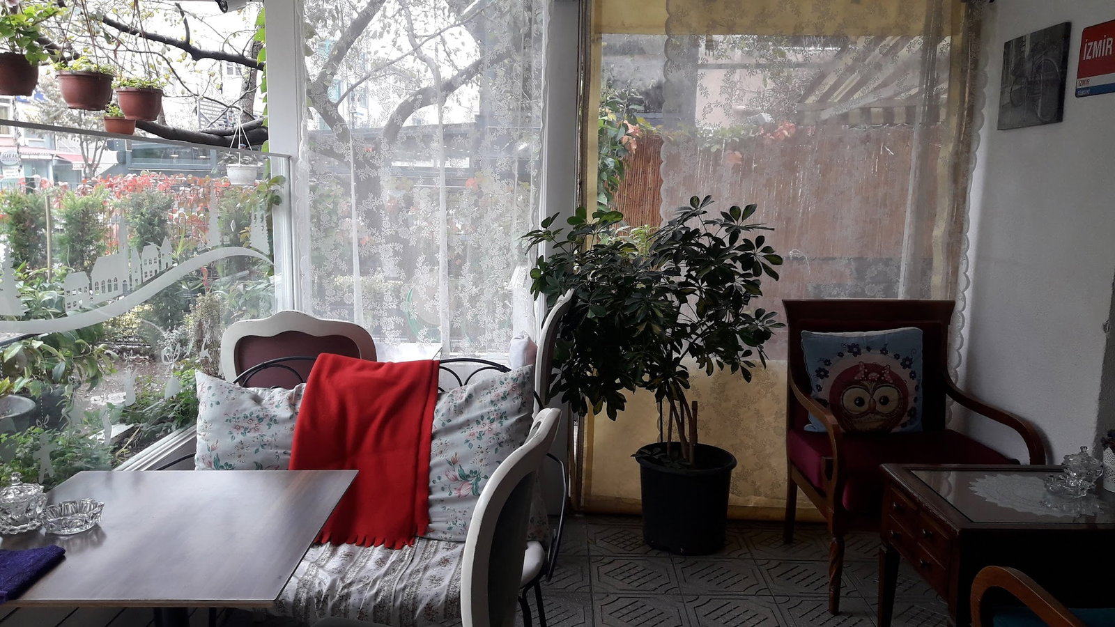 By Cunda Mezze Balık Evi