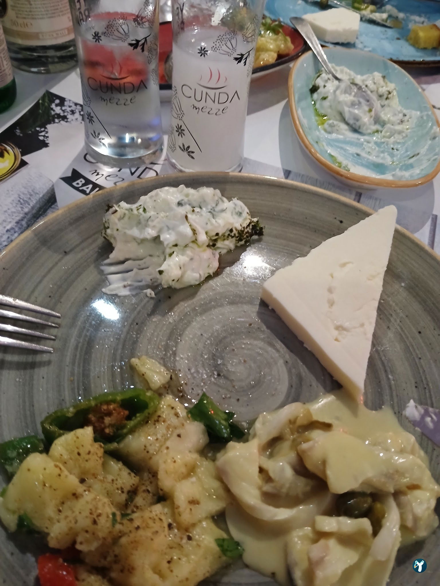By Cunda Mezze Balık Evi