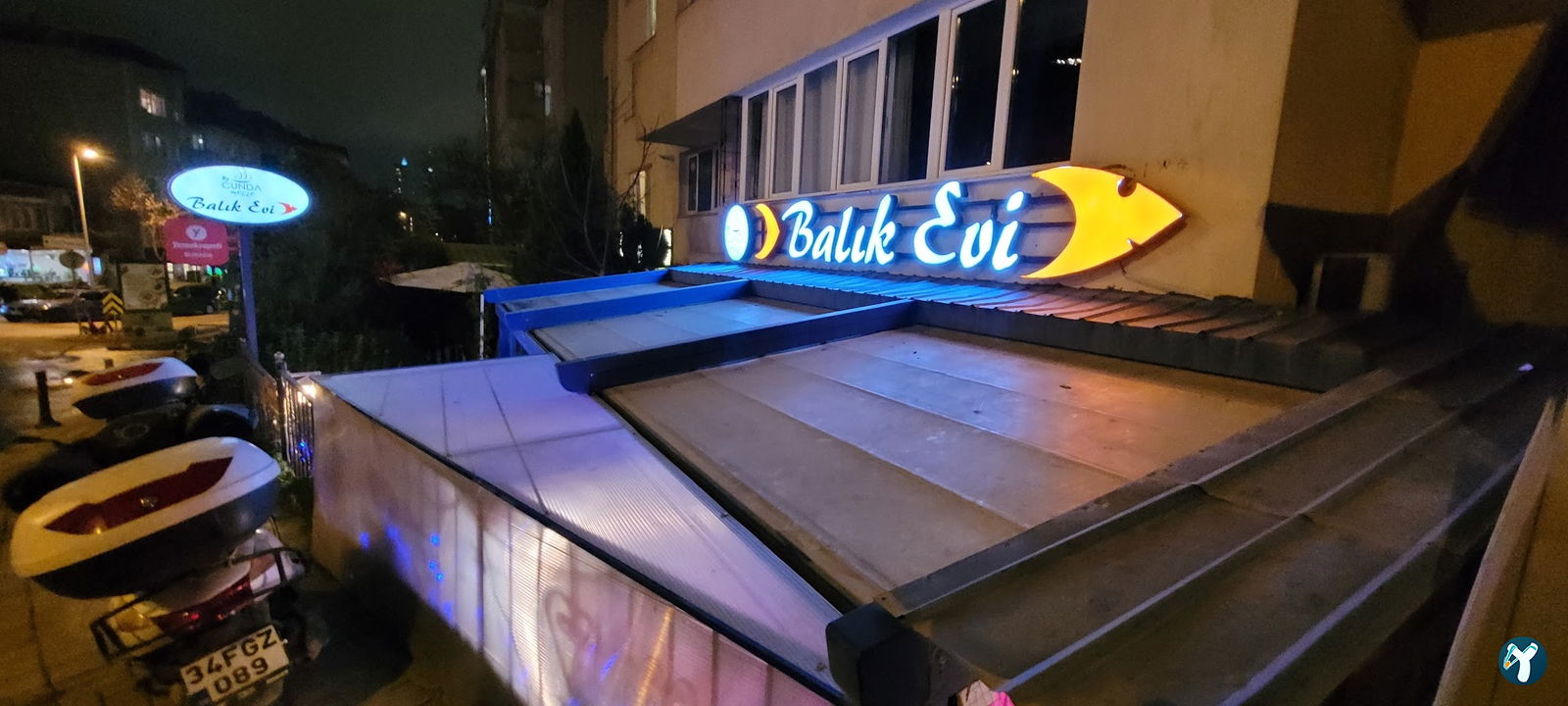 By Cunda Mezze Balık Evi