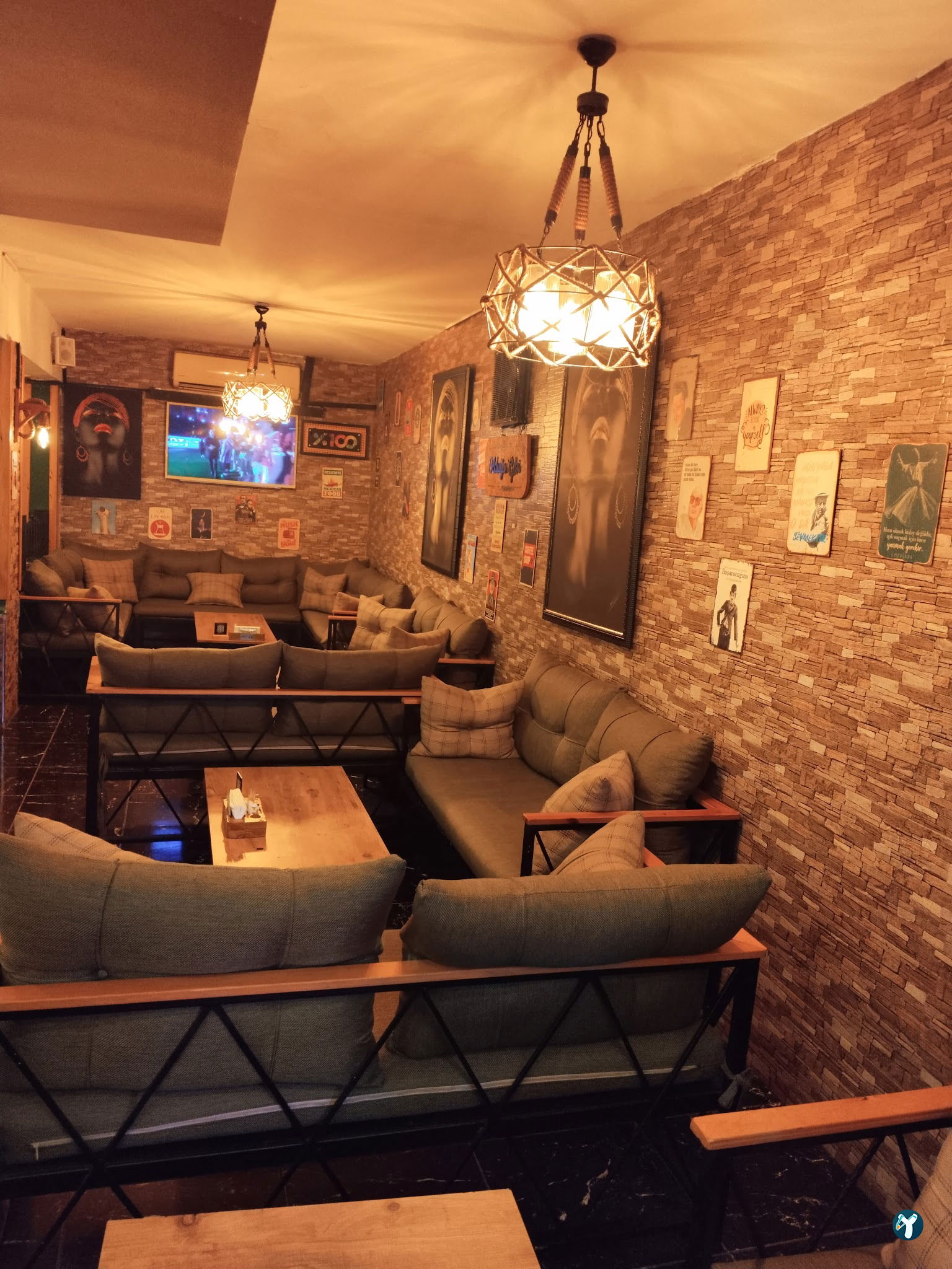 Cafe Balkon By Rt