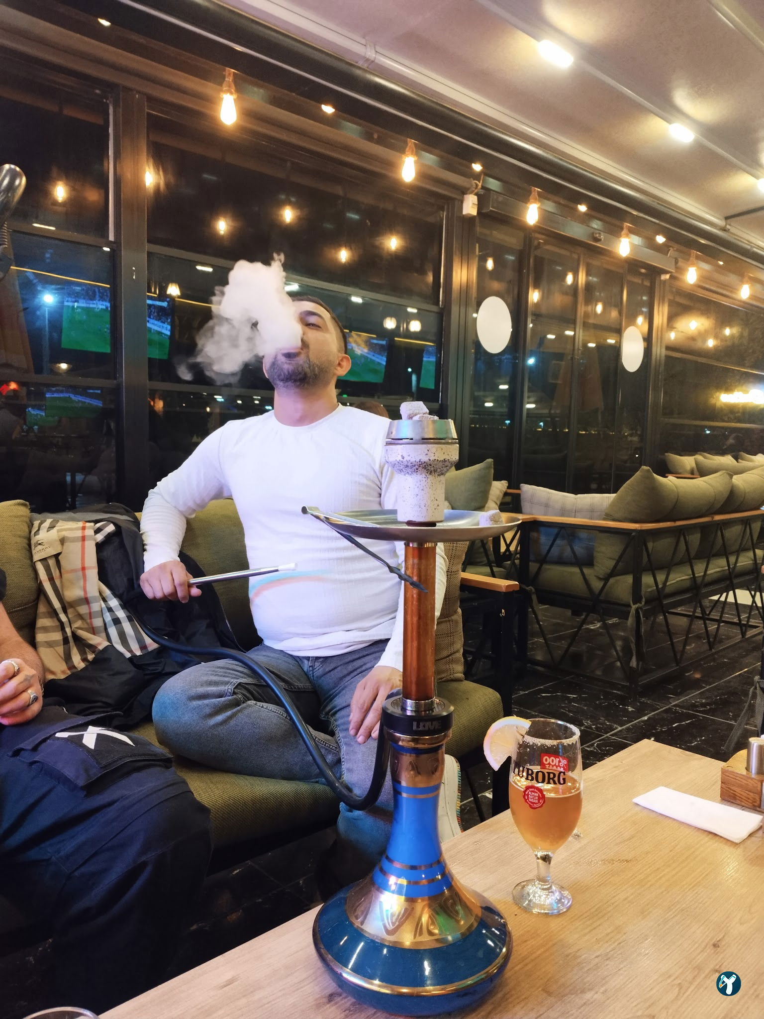 Cafe Balkon By Rt