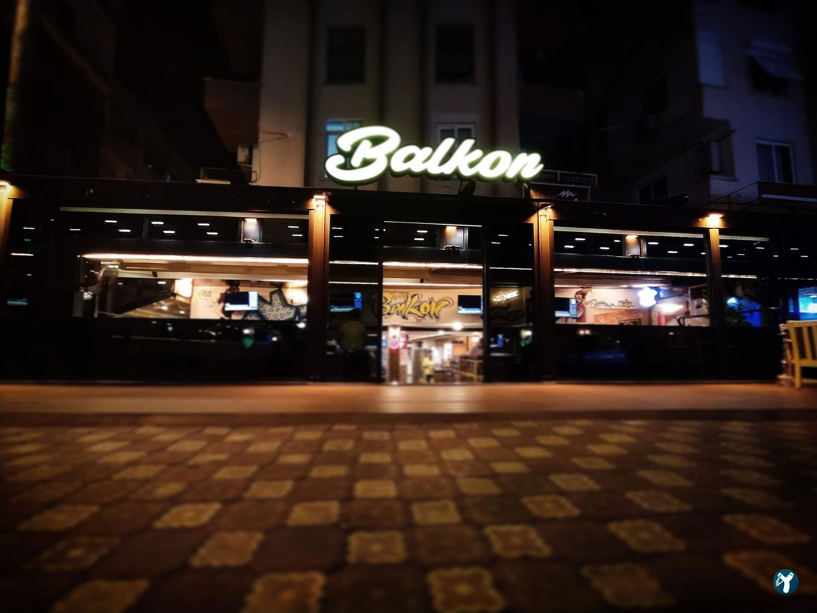 Cafe Balkon By Rt