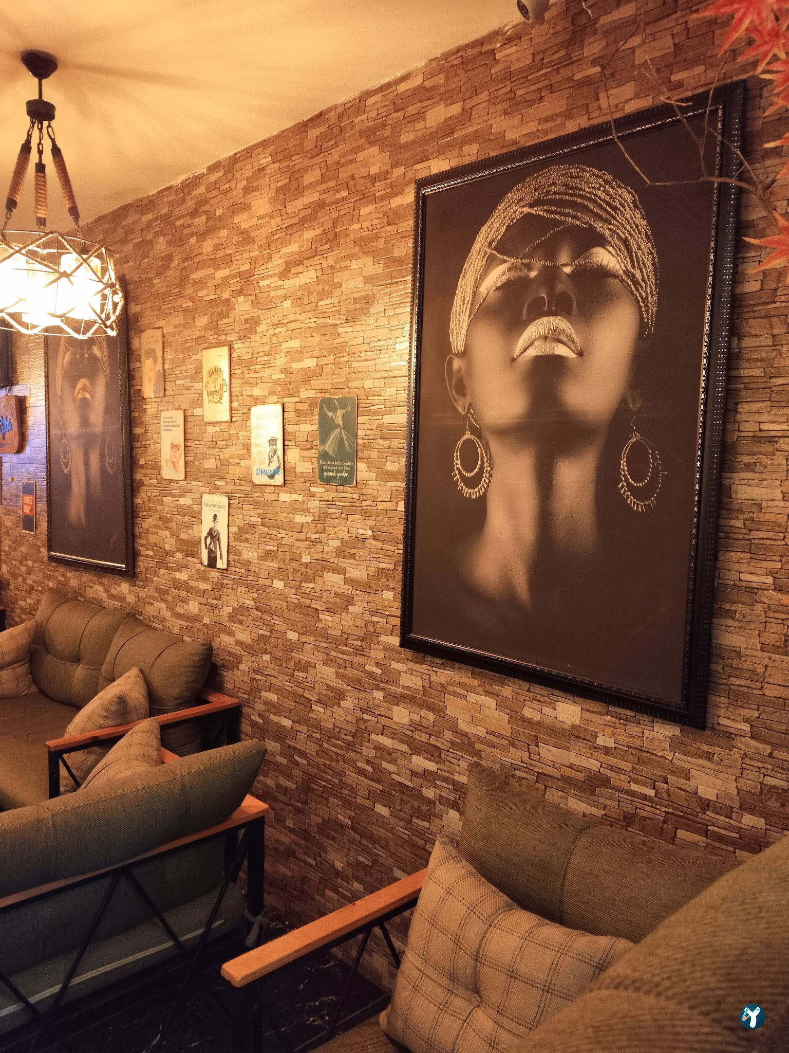 Cafe Balkon By Rt