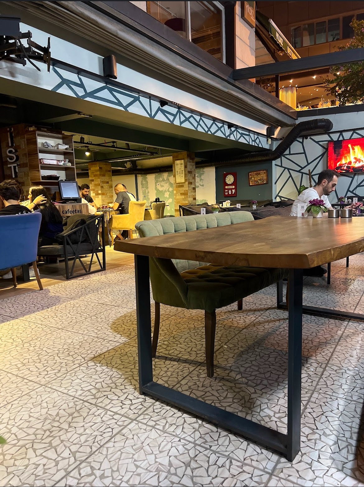 Taş Cafe