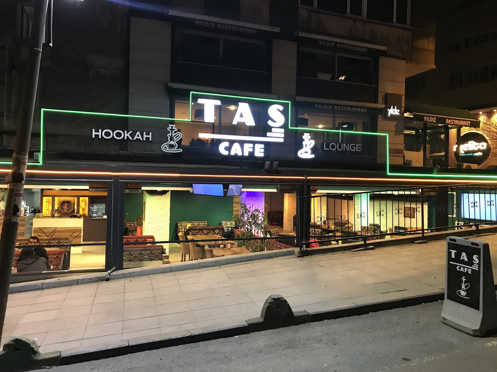 Taş Cafe