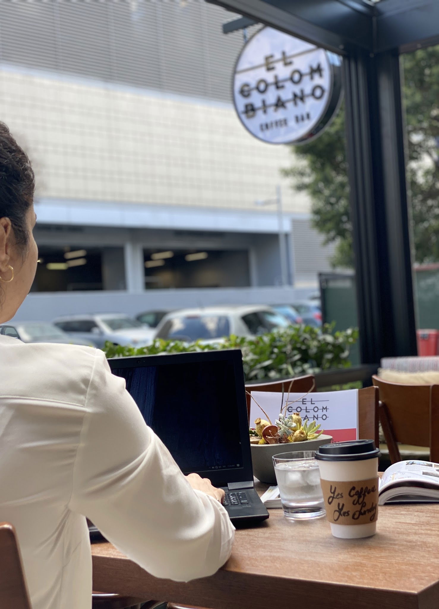 El Colombiano Coffee Bar