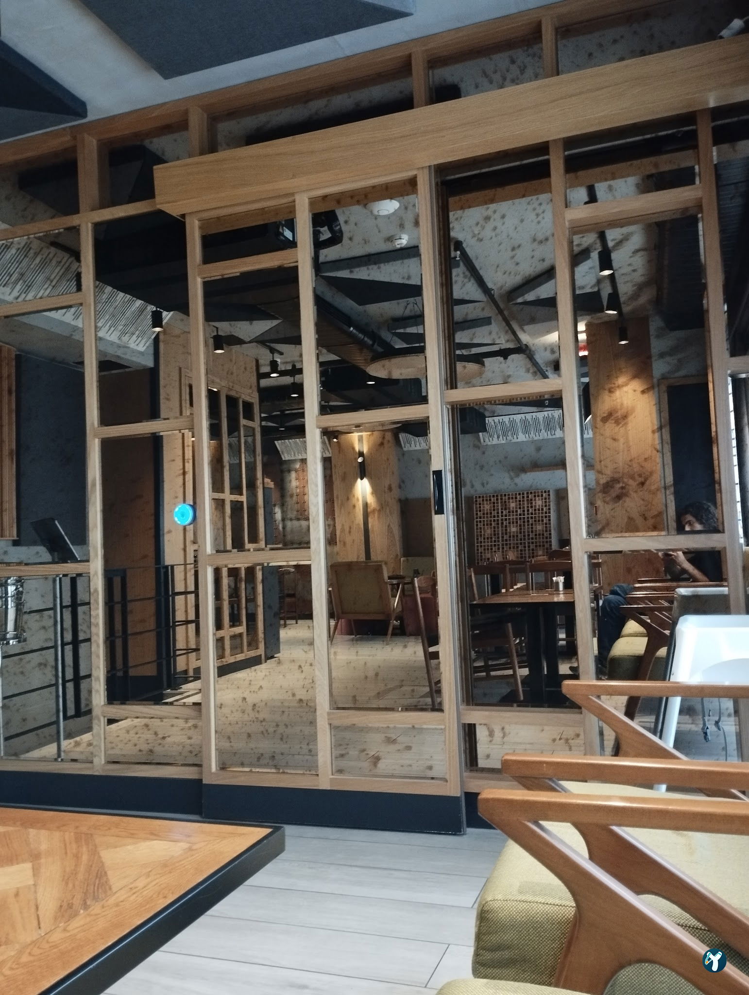 El Colombiano Coffee Bar