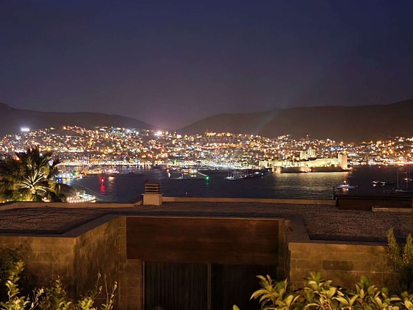 Isola Manzara Gardens