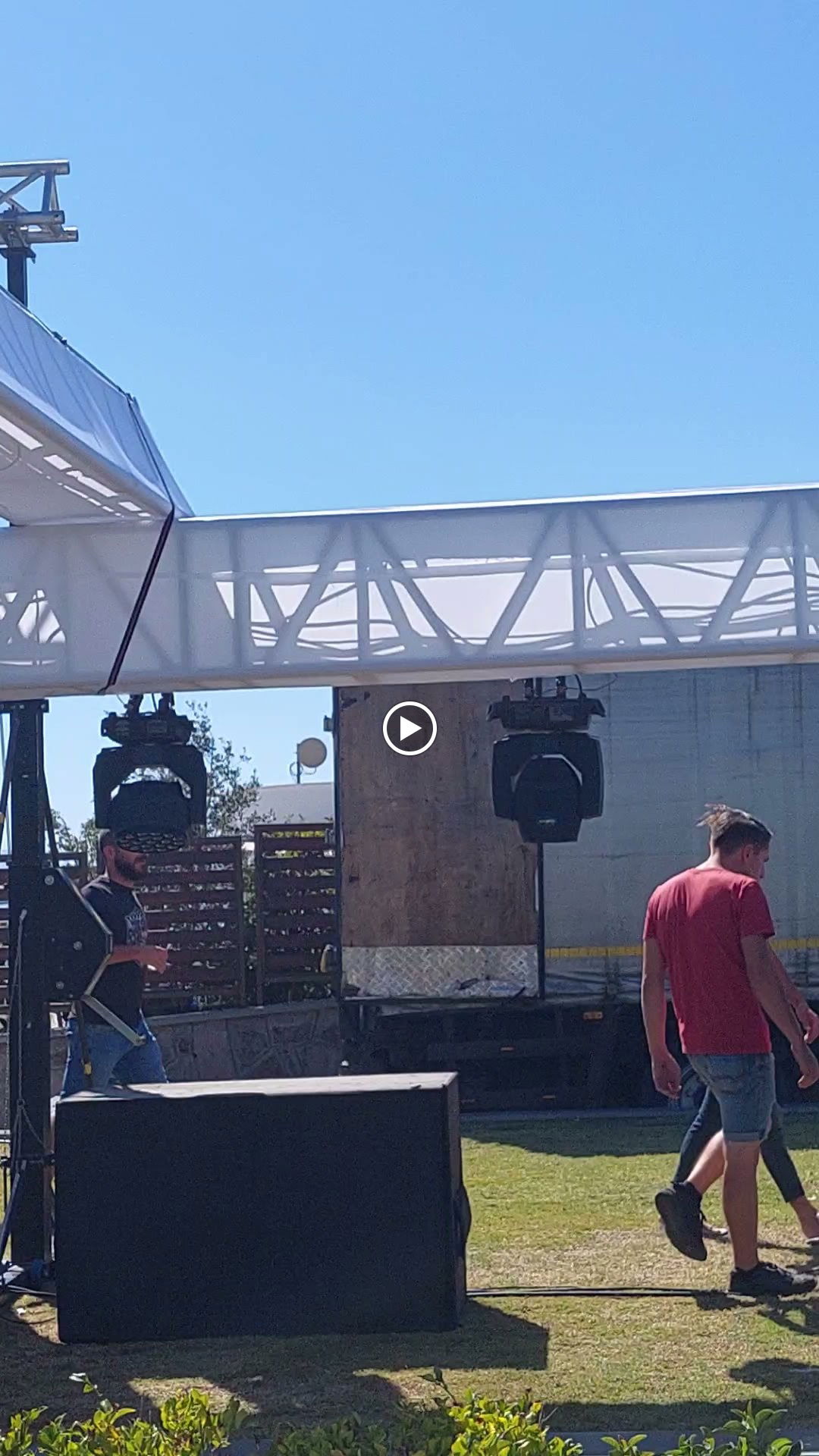 Isola Manzara Gardens