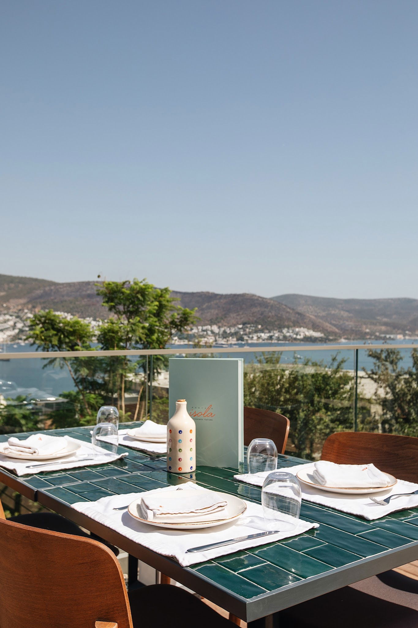 Isola Manzara Gardens