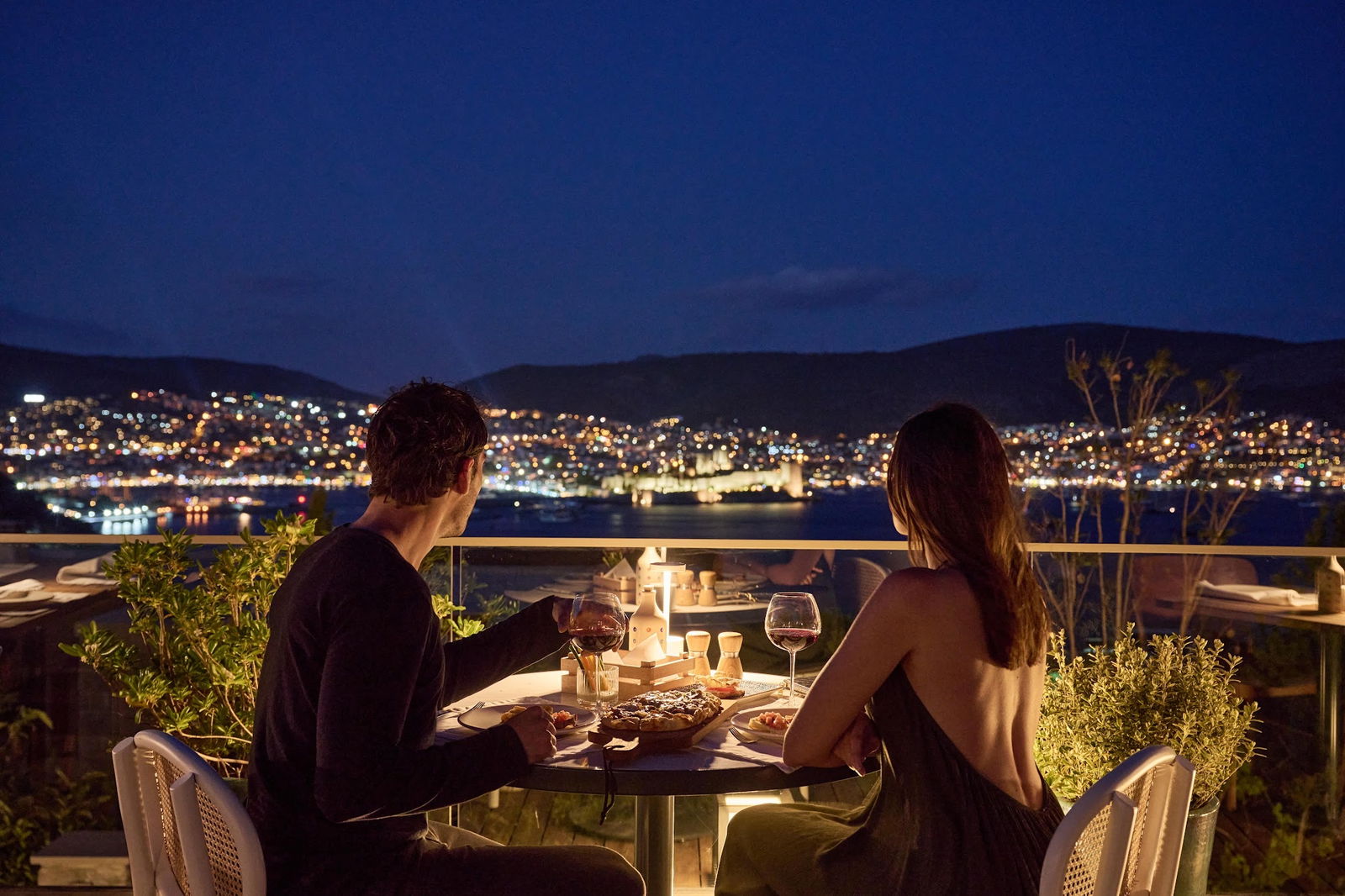 Isola Manzara Gardens