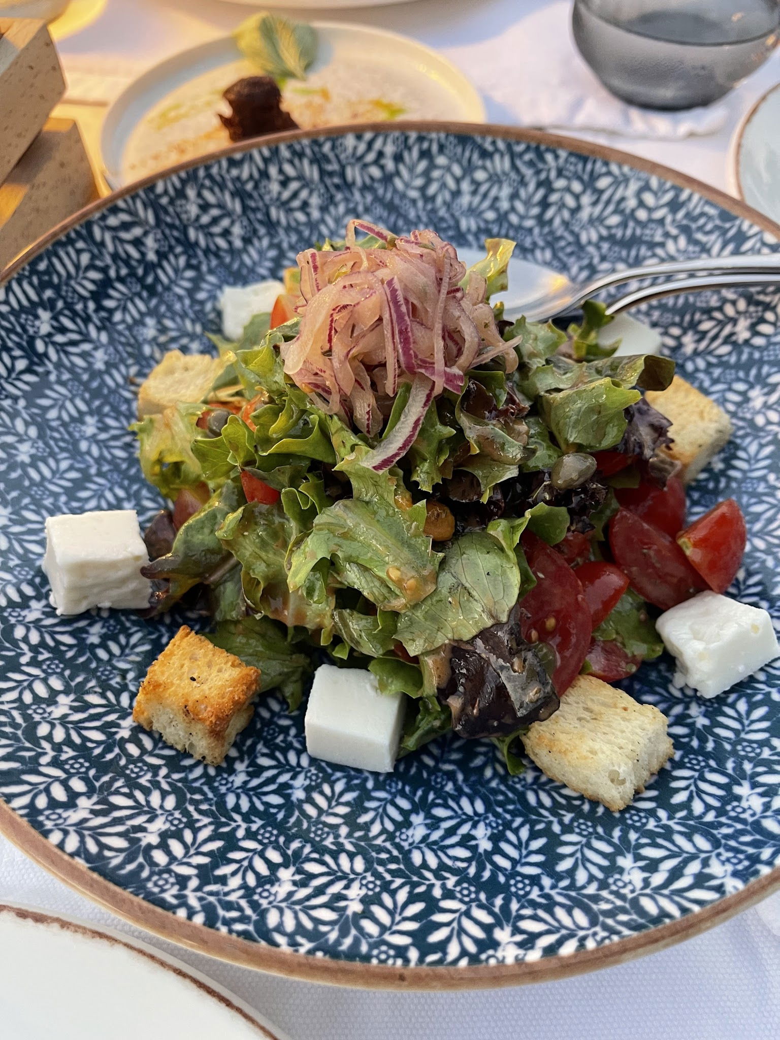 Isola Manzara Gardens