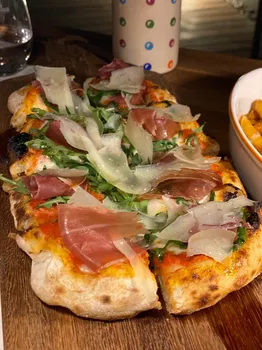 Isola Manzara Gardens resimleri