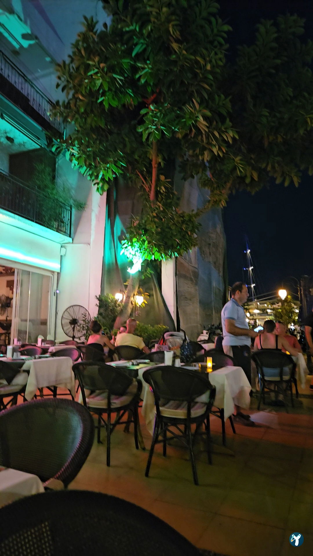 O`Yes Restaurant