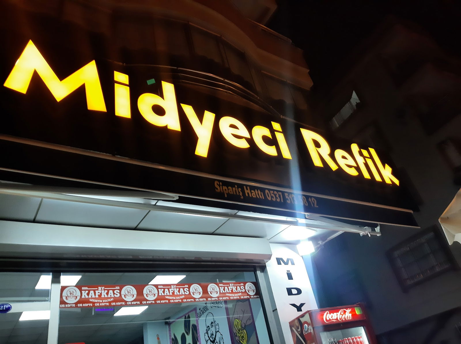 Midyeci Refik & Çiğköfte