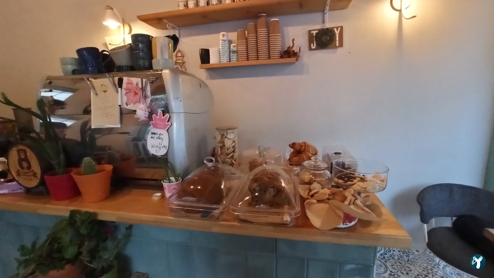 Hug A Mug Coffee House