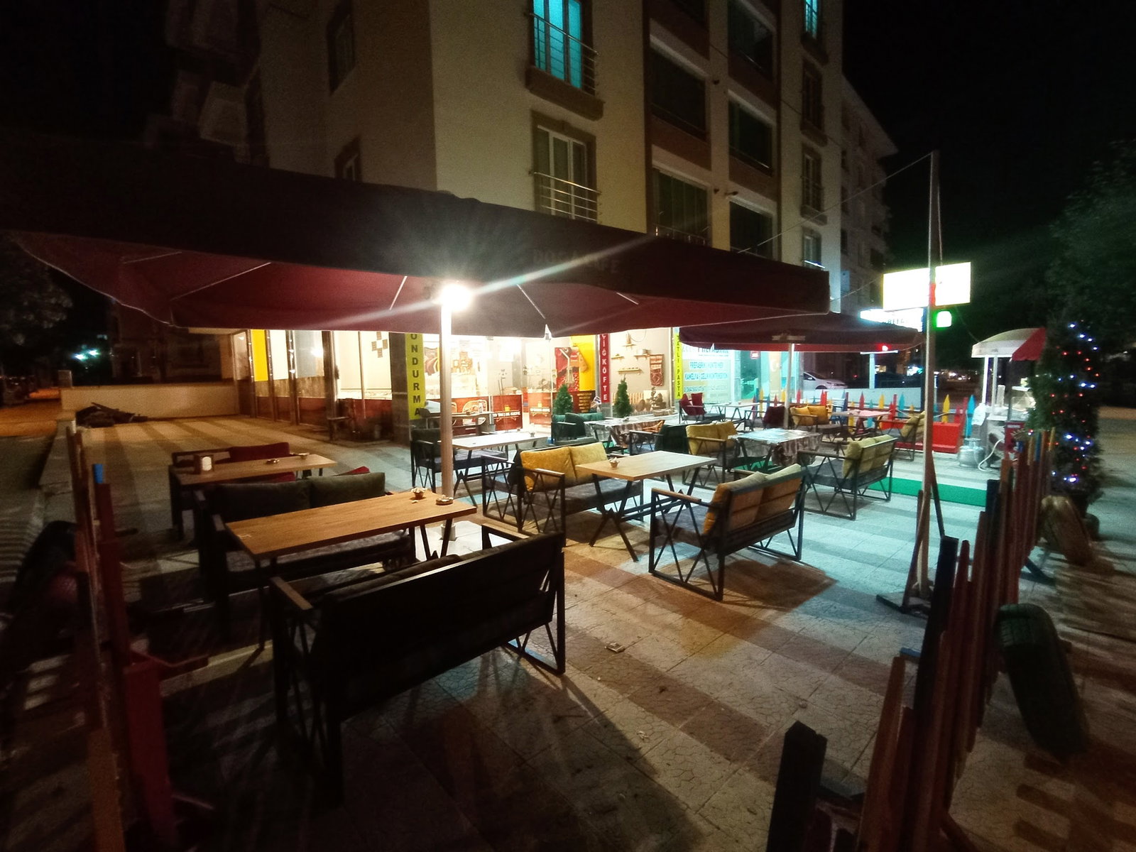 19'Buçuk Kafe